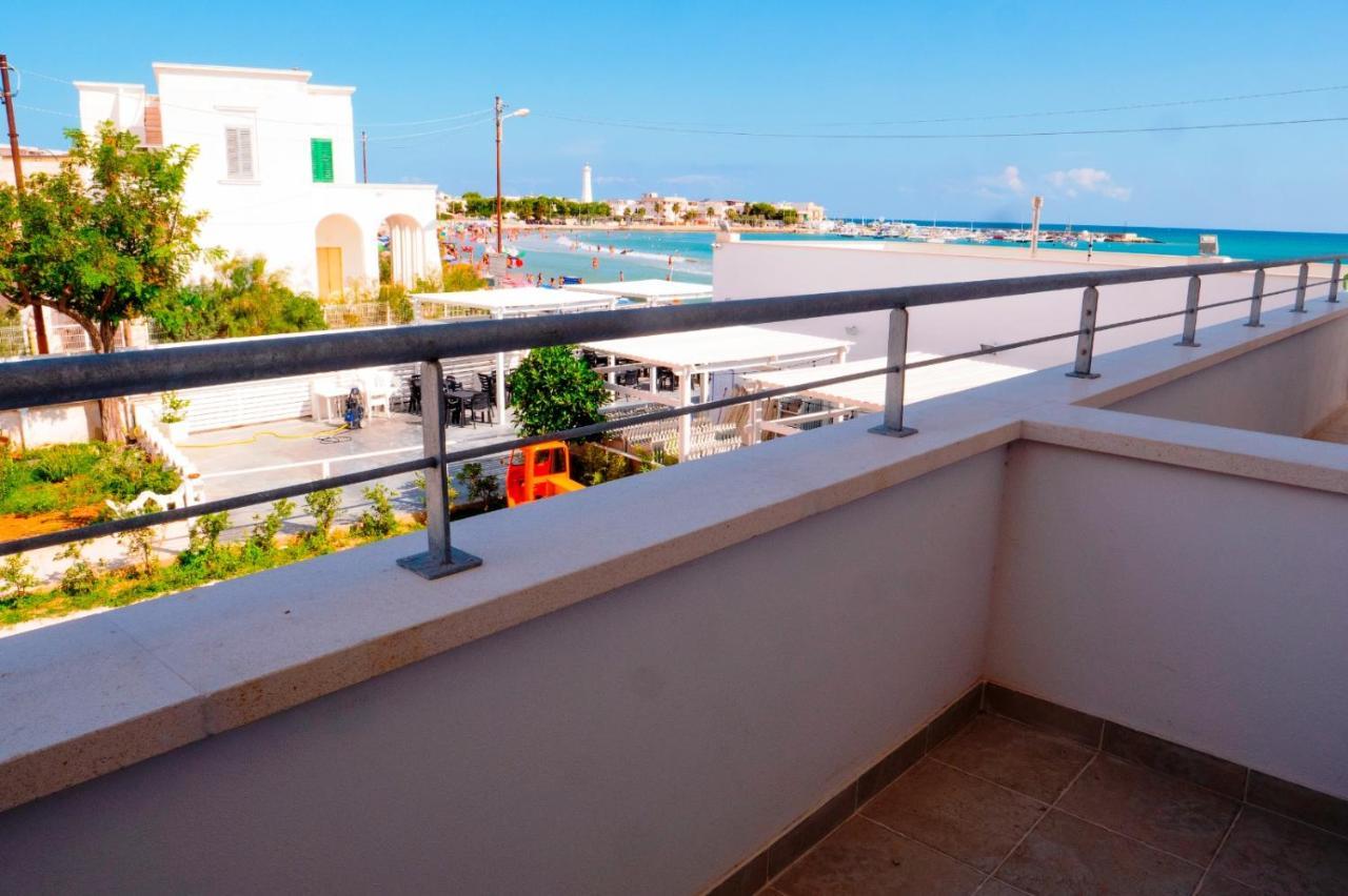 B&B A Un Passo Dal Mare Torre Canne Kültér fotó