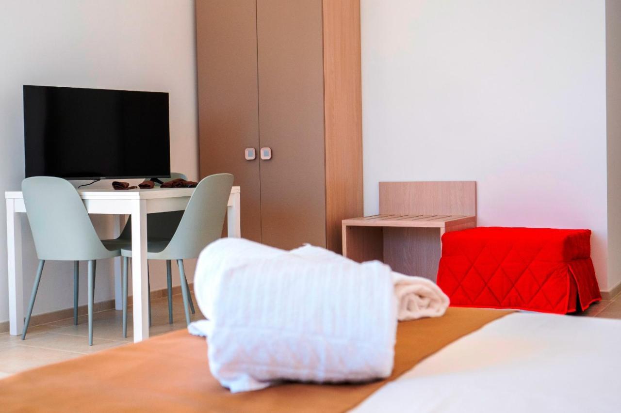 B&B A Un Passo Dal Mare Torre Canne Kültér fotó