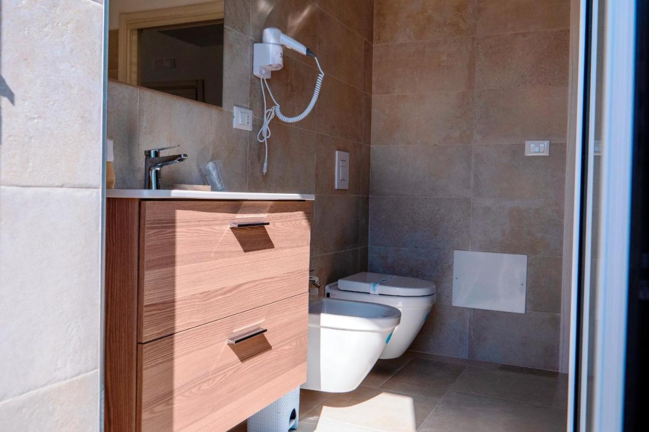 B&B A Un Passo Dal Mare Torre Canne Kültér fotó