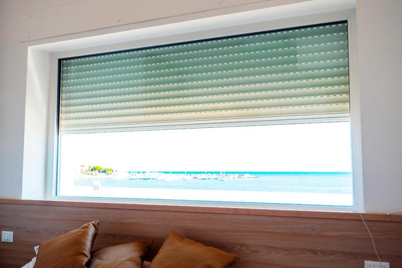 B&B A Un Passo Dal Mare Torre Canne Kültér fotó