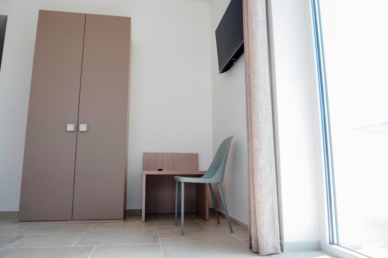 B&B A Un Passo Dal Mare Torre Canne Kültér fotó